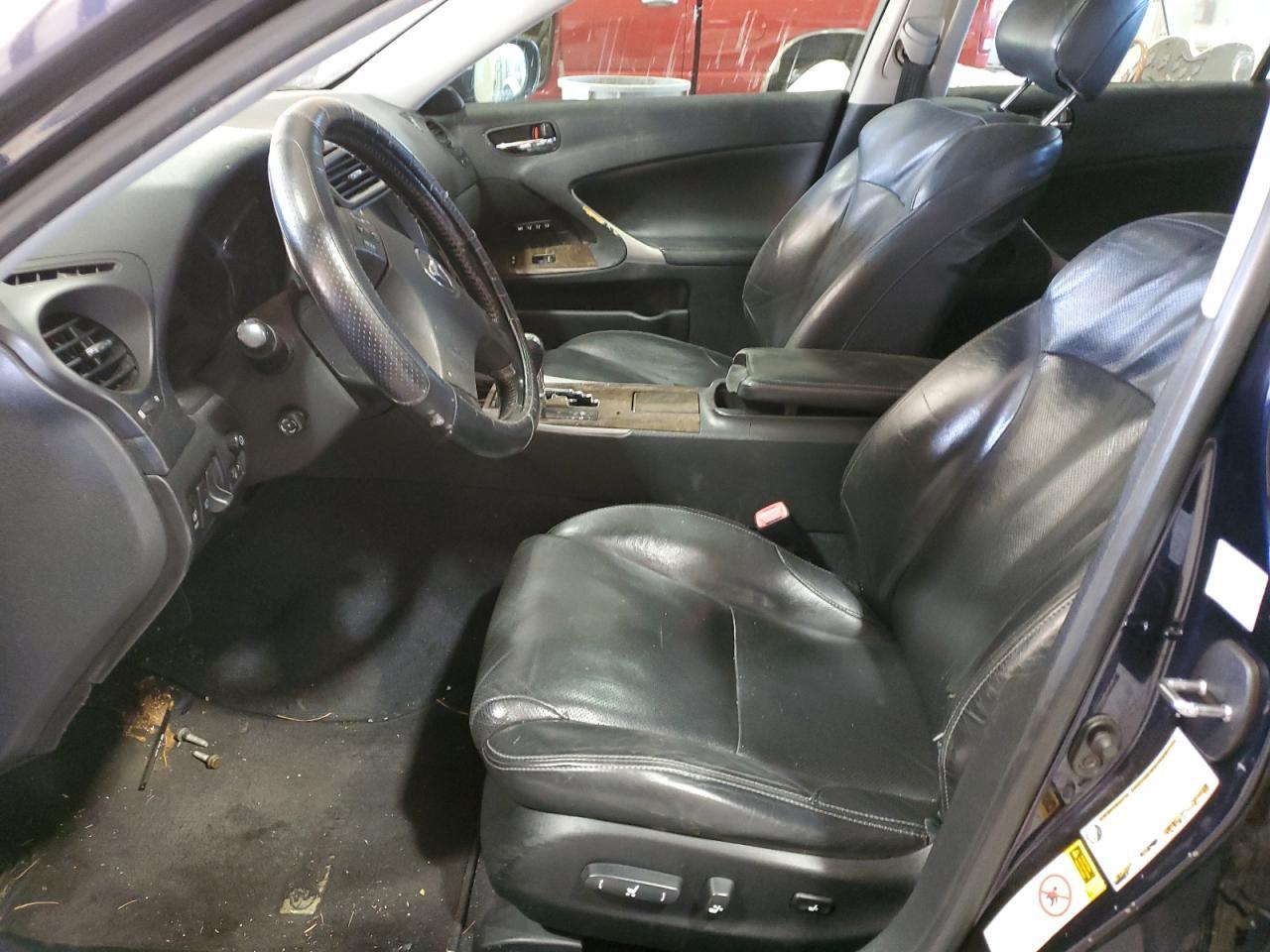 2010 LEXUS Is
