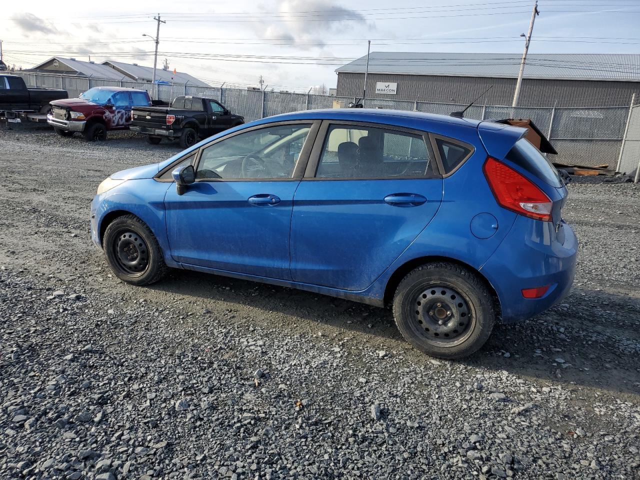 2011 FORD Fiesta