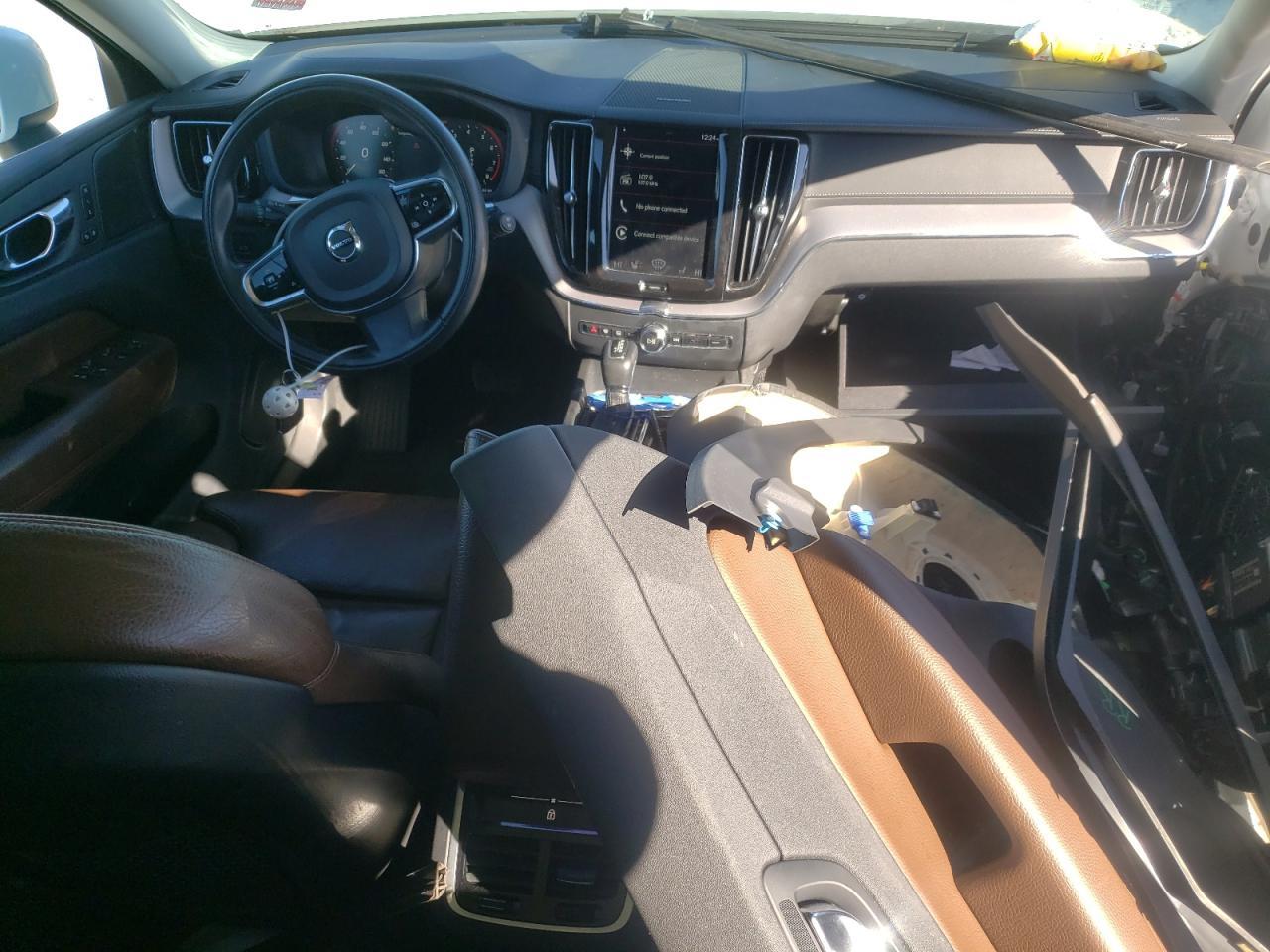 2019 VOLVO XC60