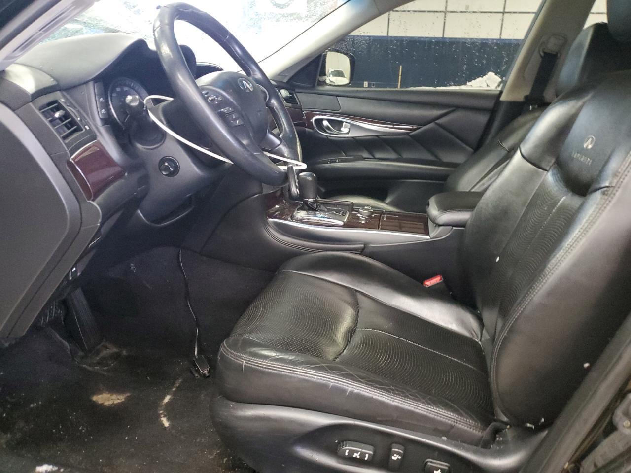 2012 INFINITI M37