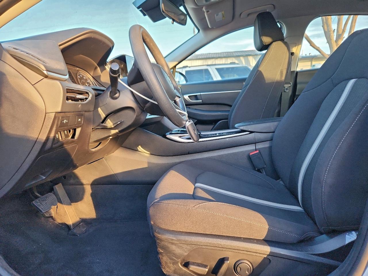 2022 HYUNDAI SONATA