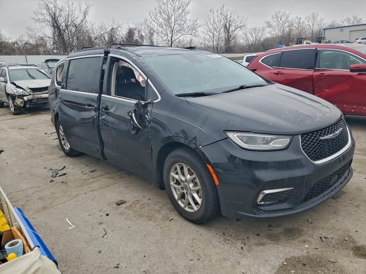 2022 CHRYSLER Pacifica