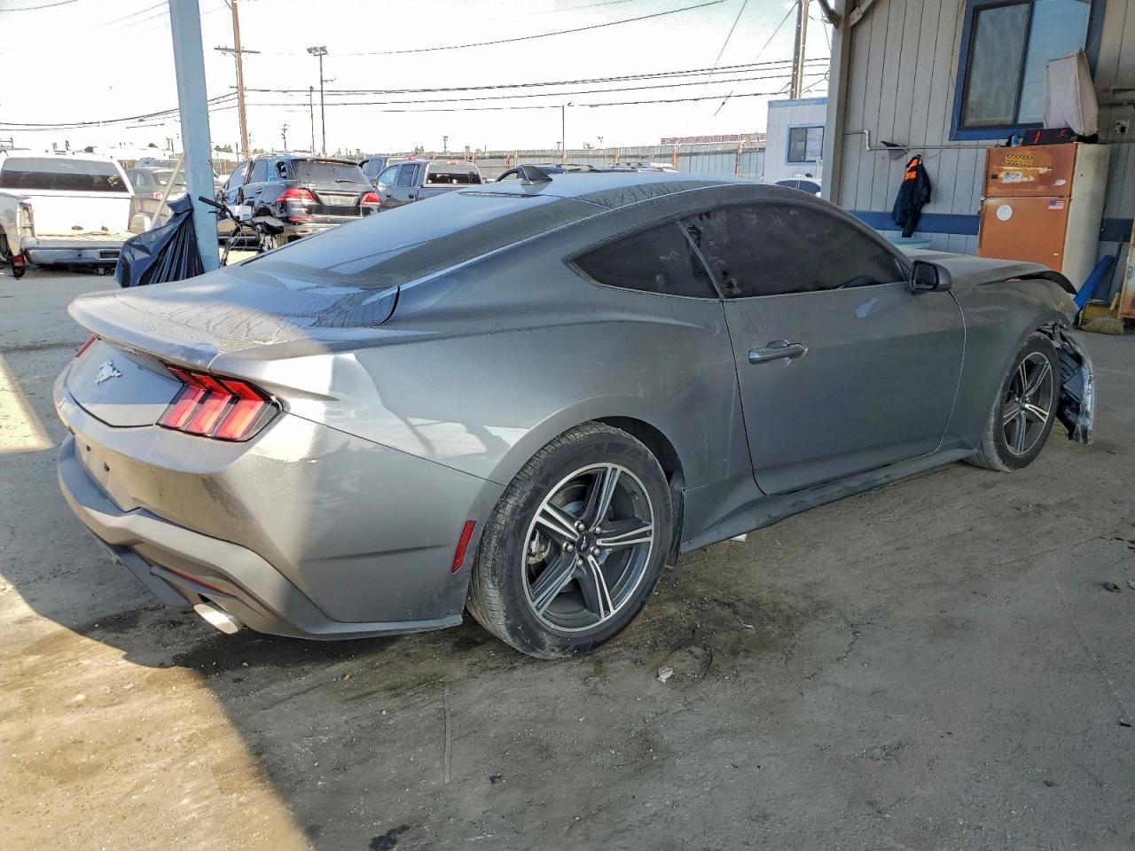 2024 FORD MUSTANG