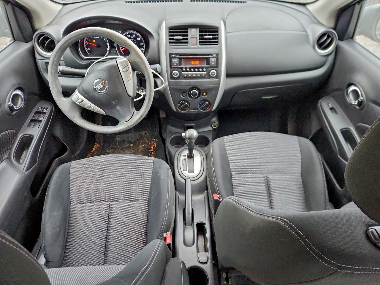 2017 NISSAN VERSA