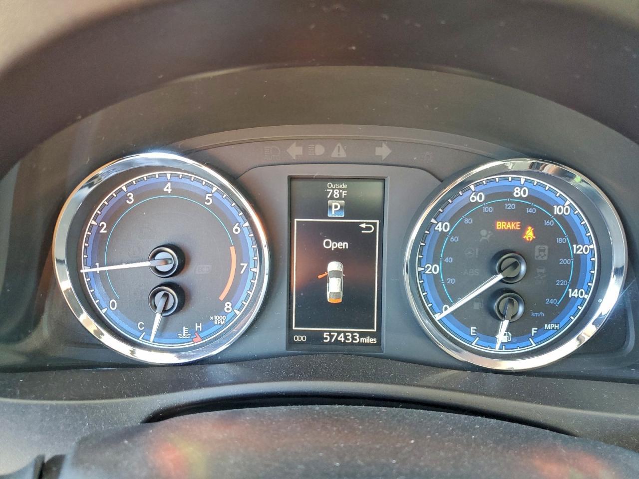 2017 TOYOTA COROLLA