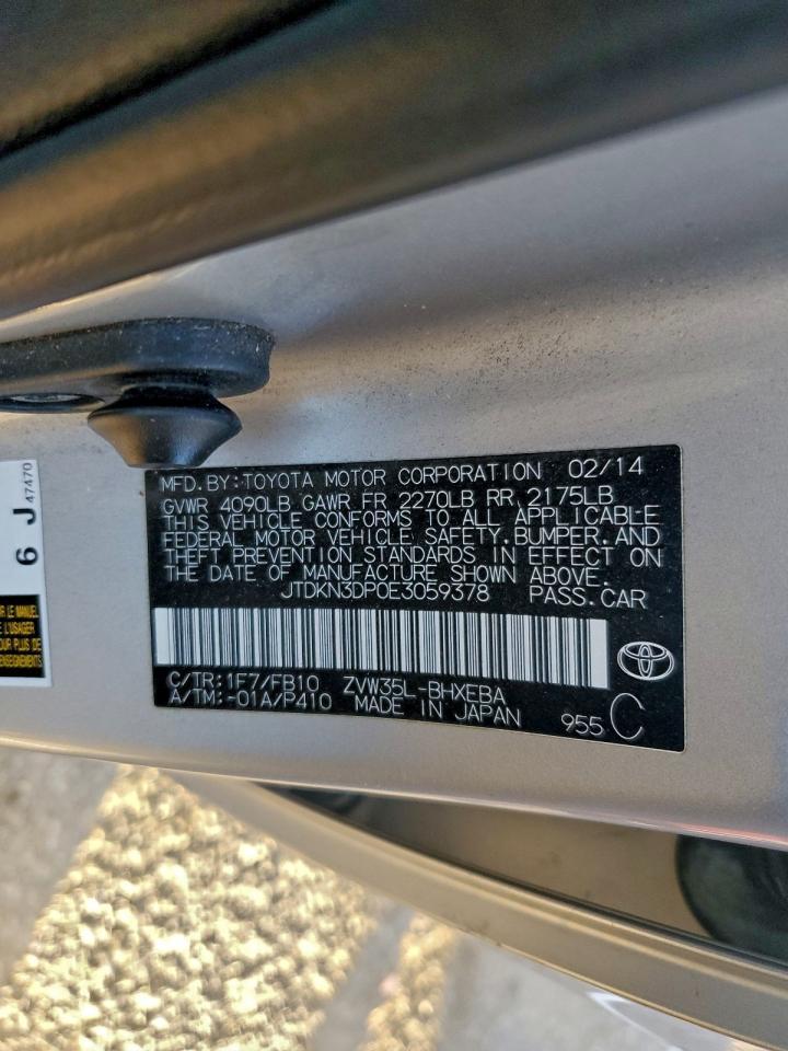2014 TOYOTA Prius Plug-In