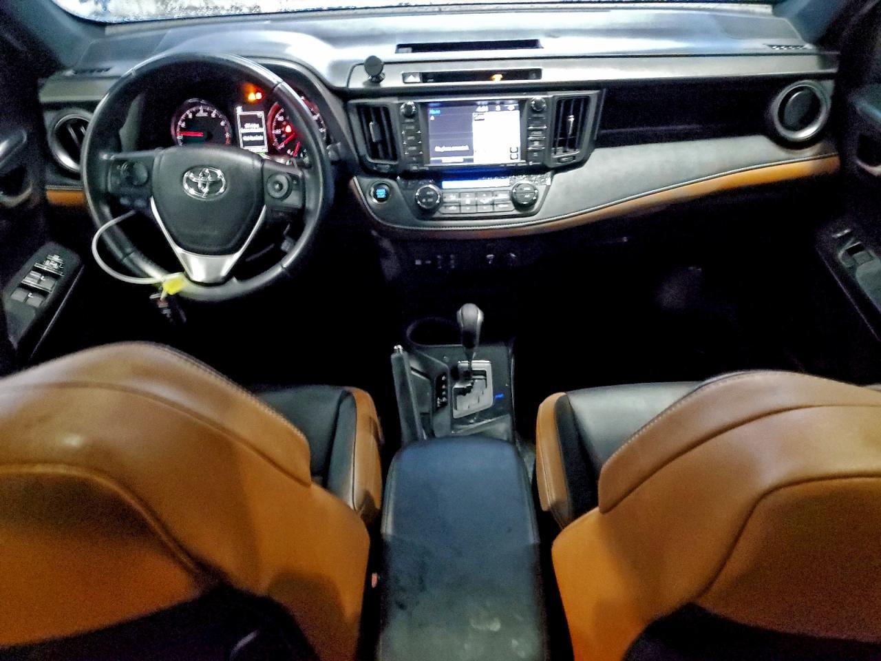 2016 TOYOTA RAV4