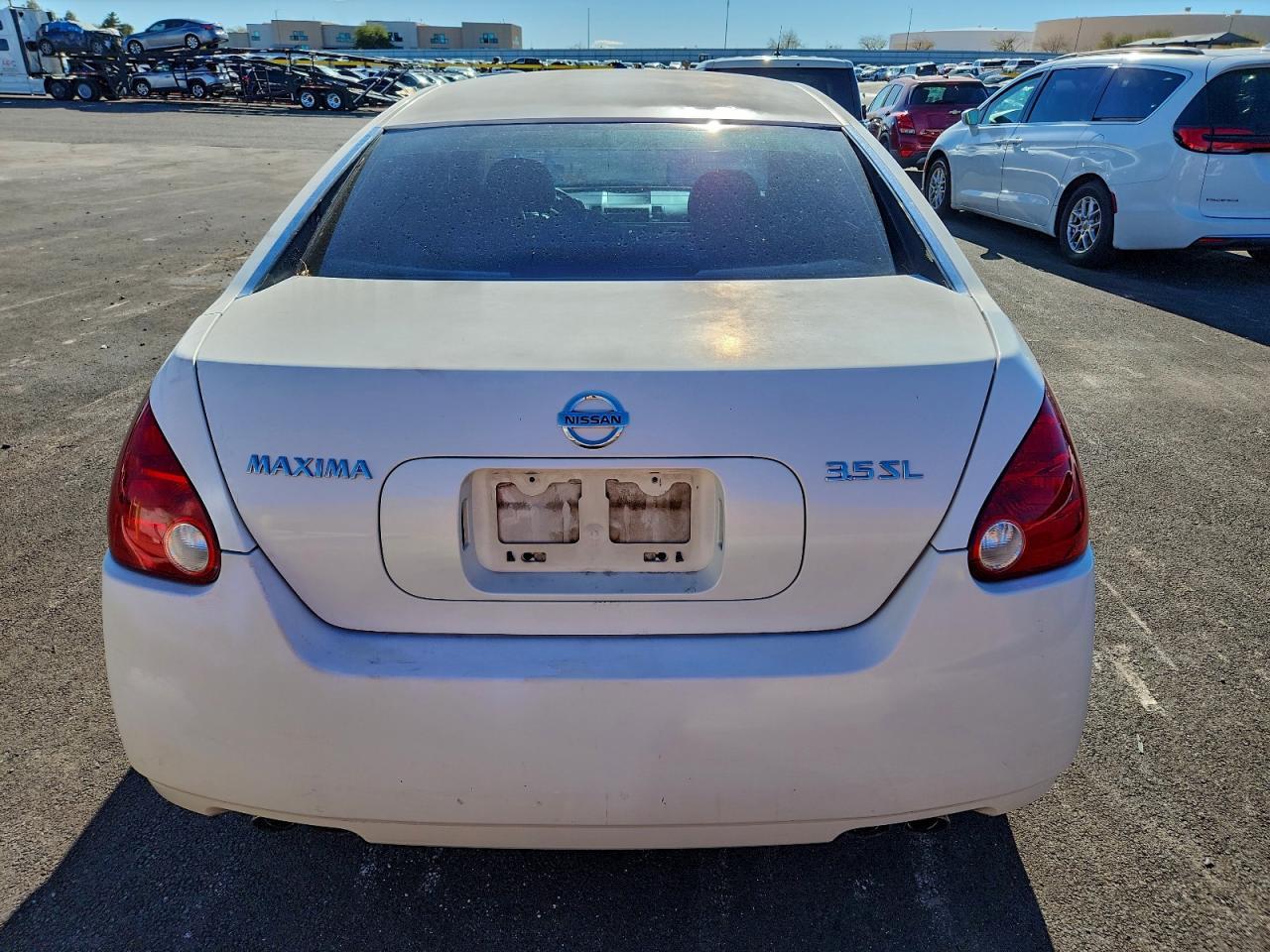 2005 NISSAN Maxima