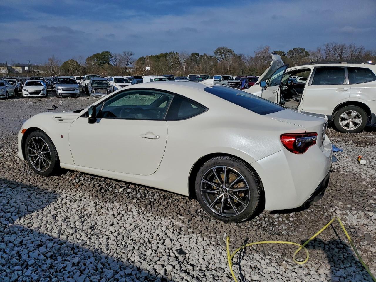 2017 TOYOTA GR 86