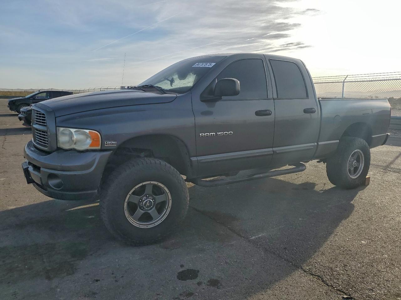 2004 DODGE RAM 1500