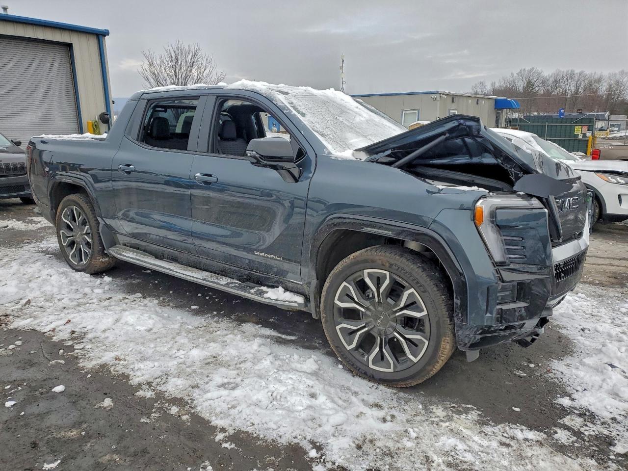 2025 GMC Sierra