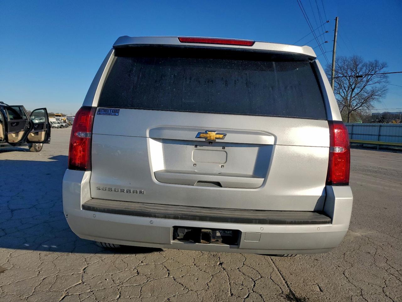 2015 CHEVROLET Suburban