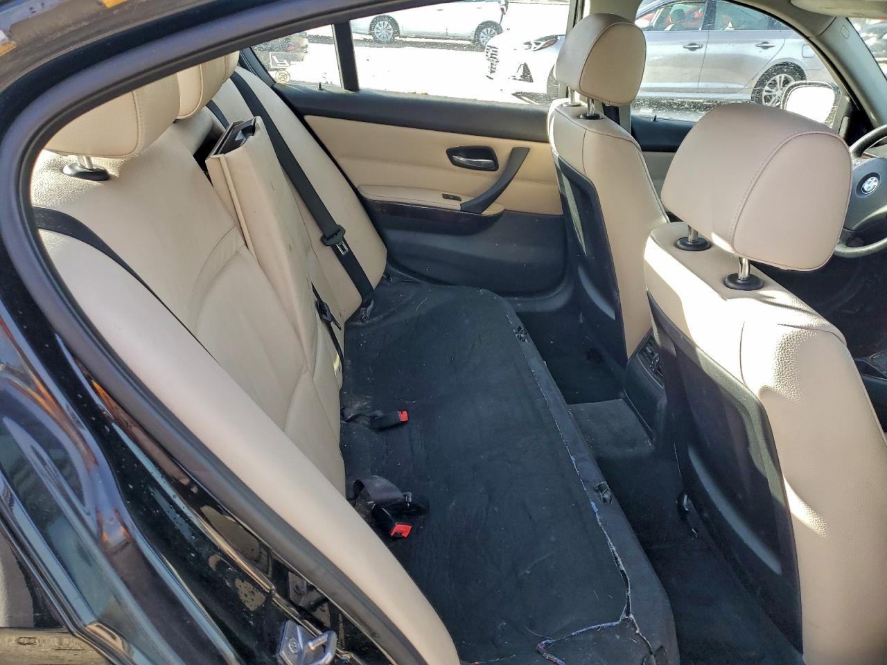 2011 BMW 3 SERIES