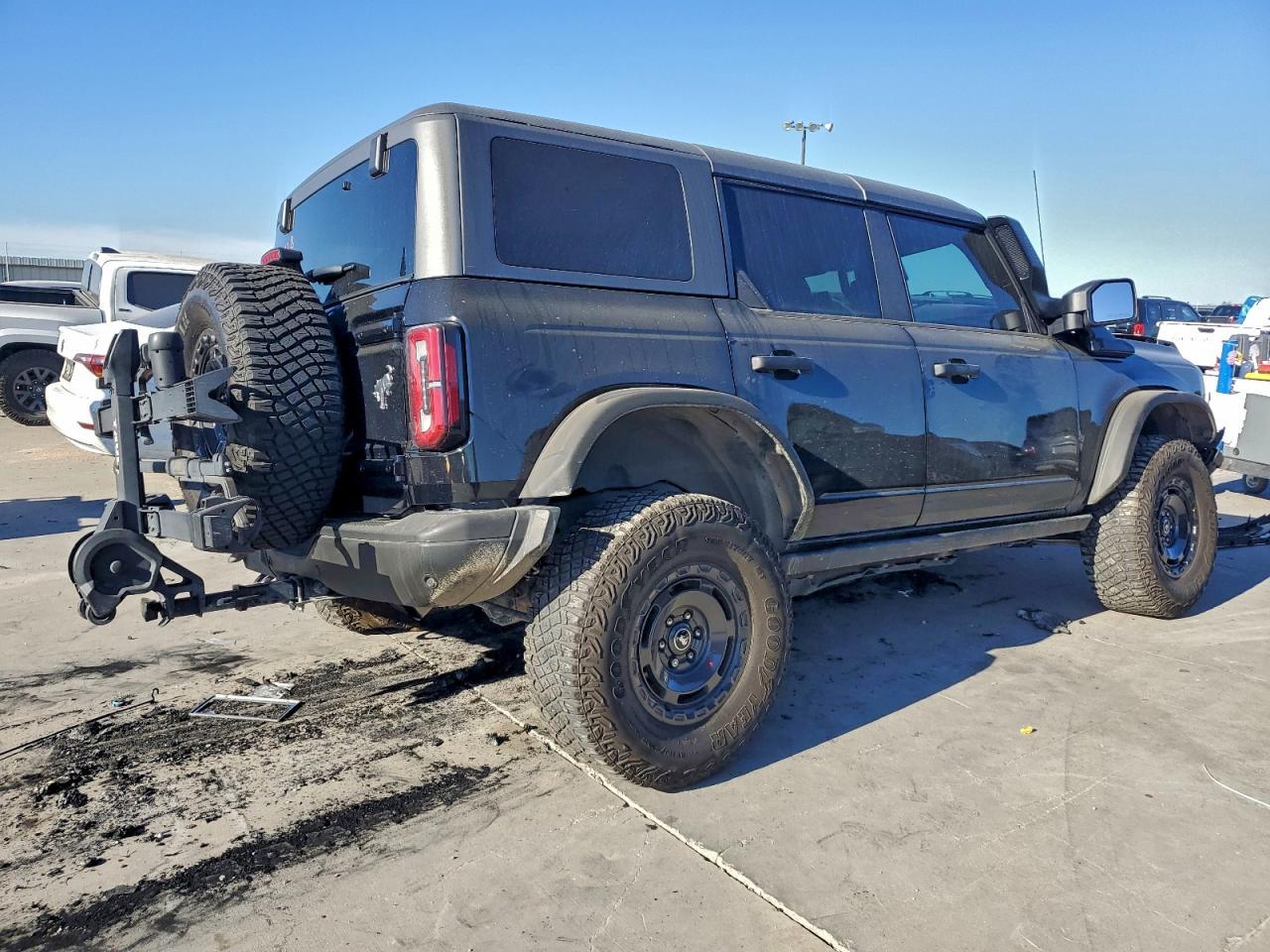 2024 FORD Bronco
