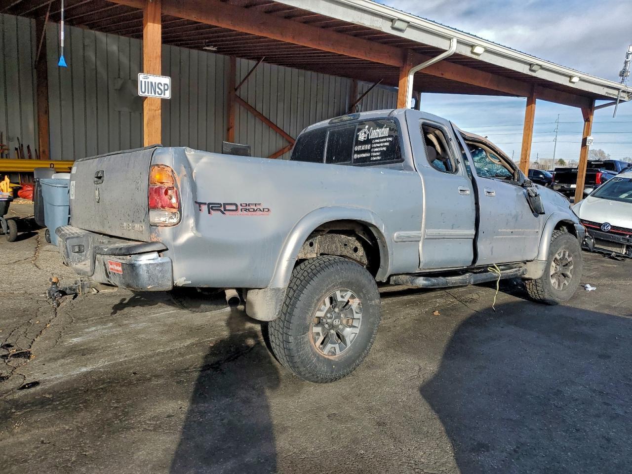 2000 TOYOTA TUNDRA