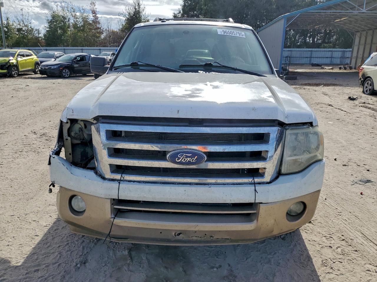 2011 FORD Expedition
