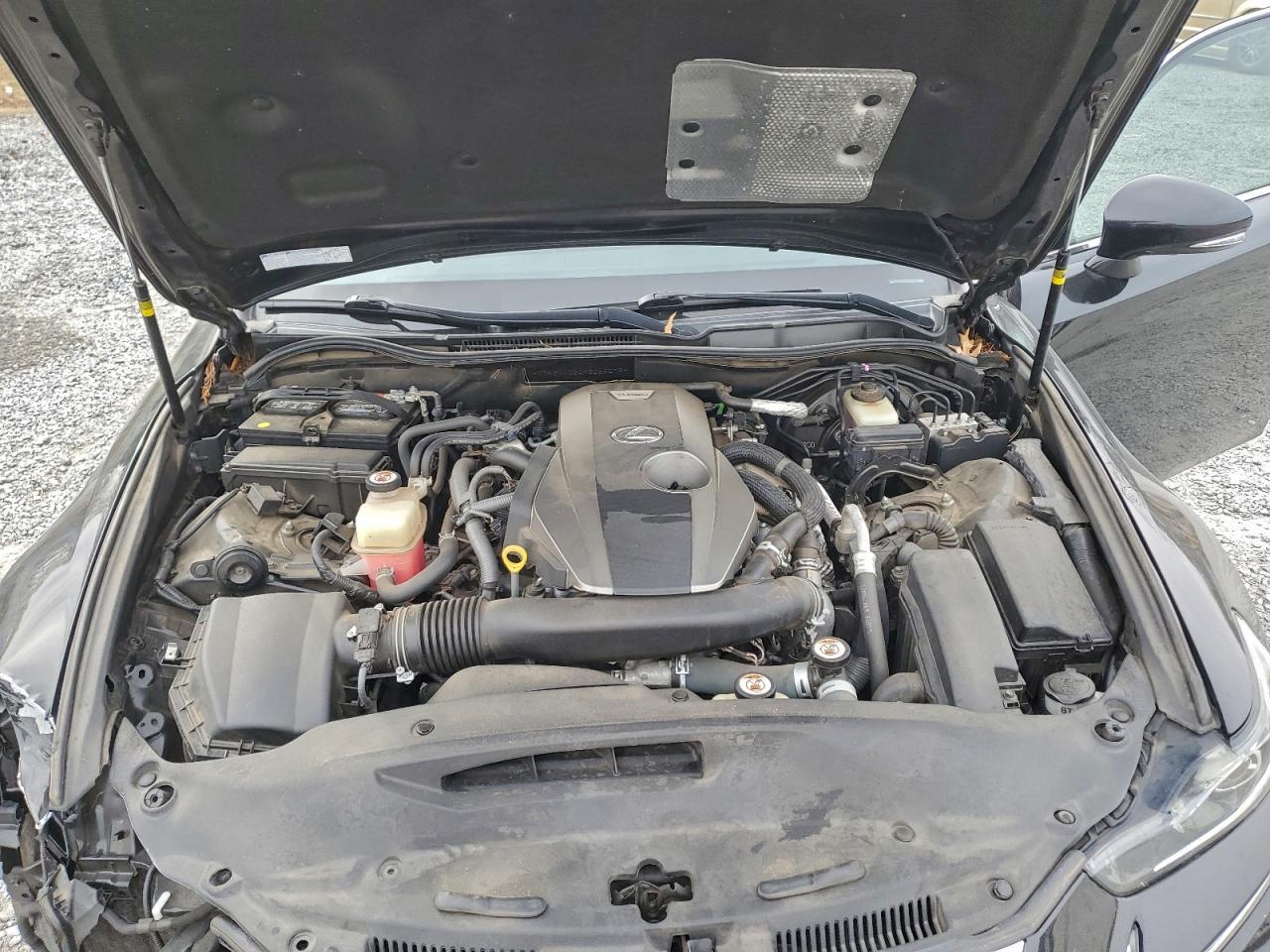 2017 LEXUS IS 200t
