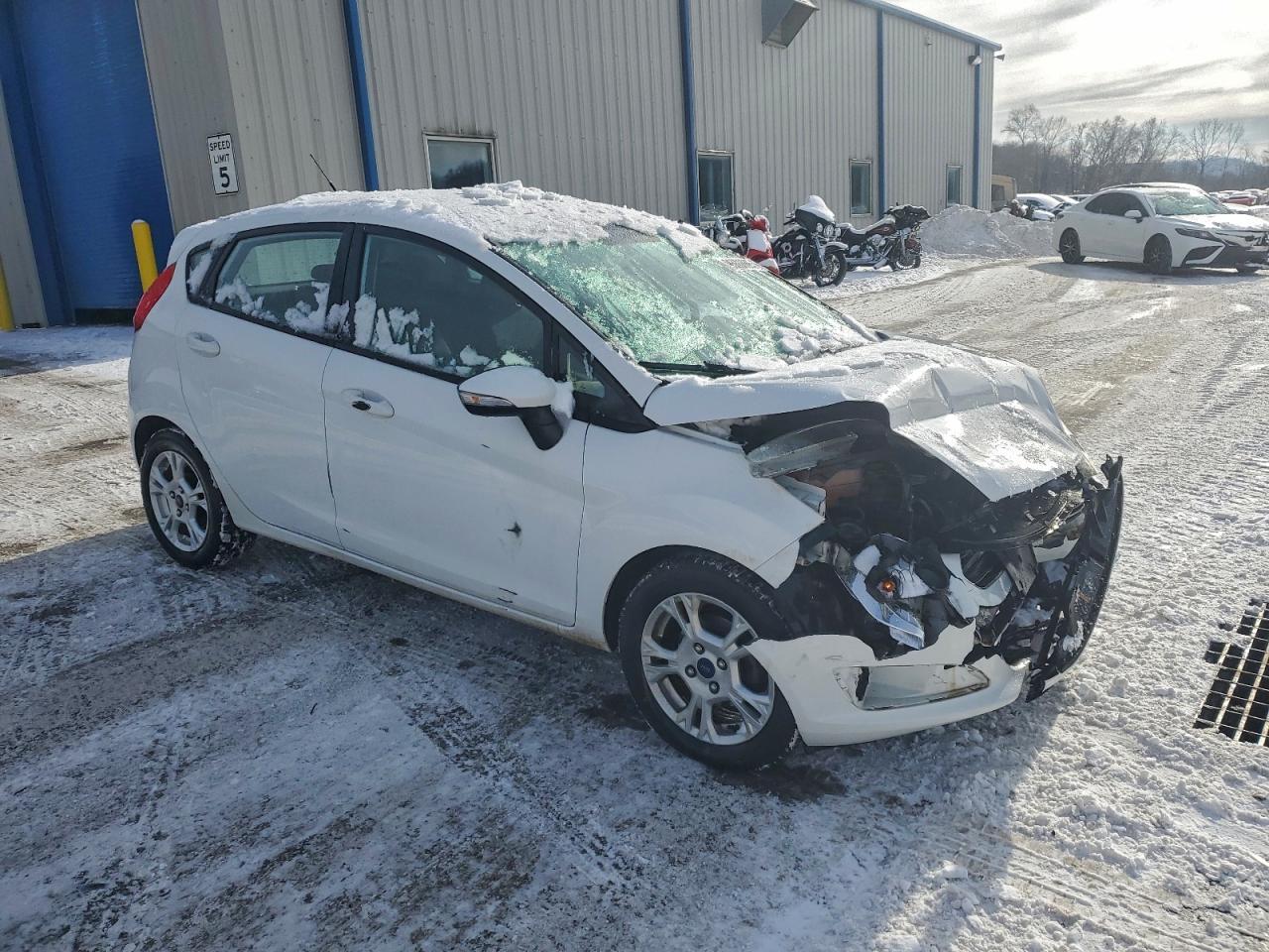 2014 FORD Fiesta