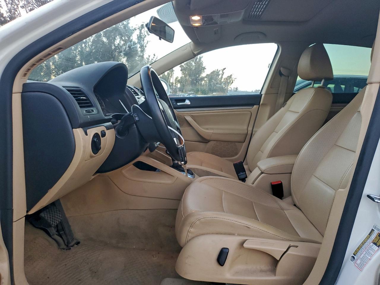 2009 VOLKSWAGEN JETTA