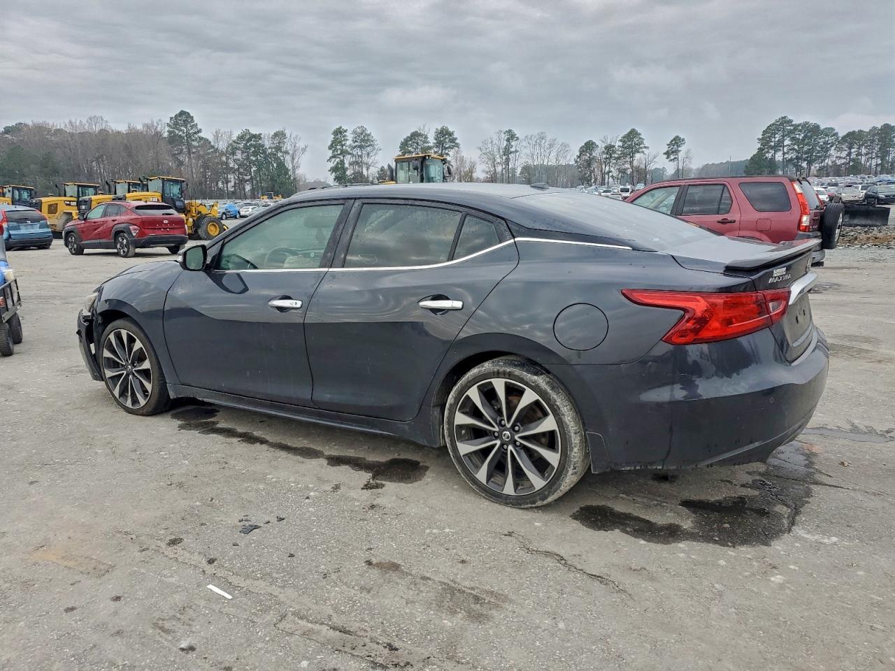 2016 NISSAN Maxima