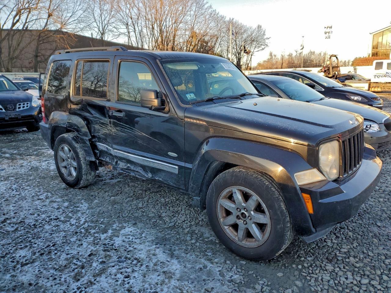 2012 JEEP Liberty