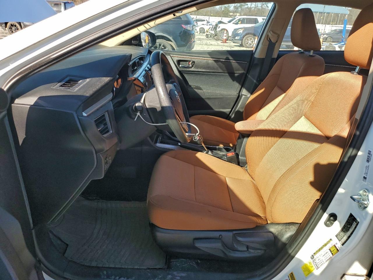 2015 TOYOTA COROLLA