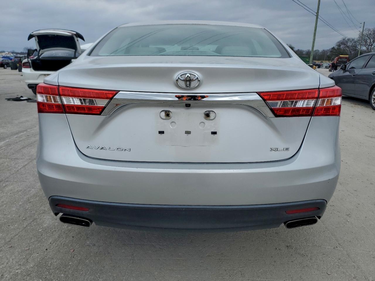 2014 TOYOTA Avalon