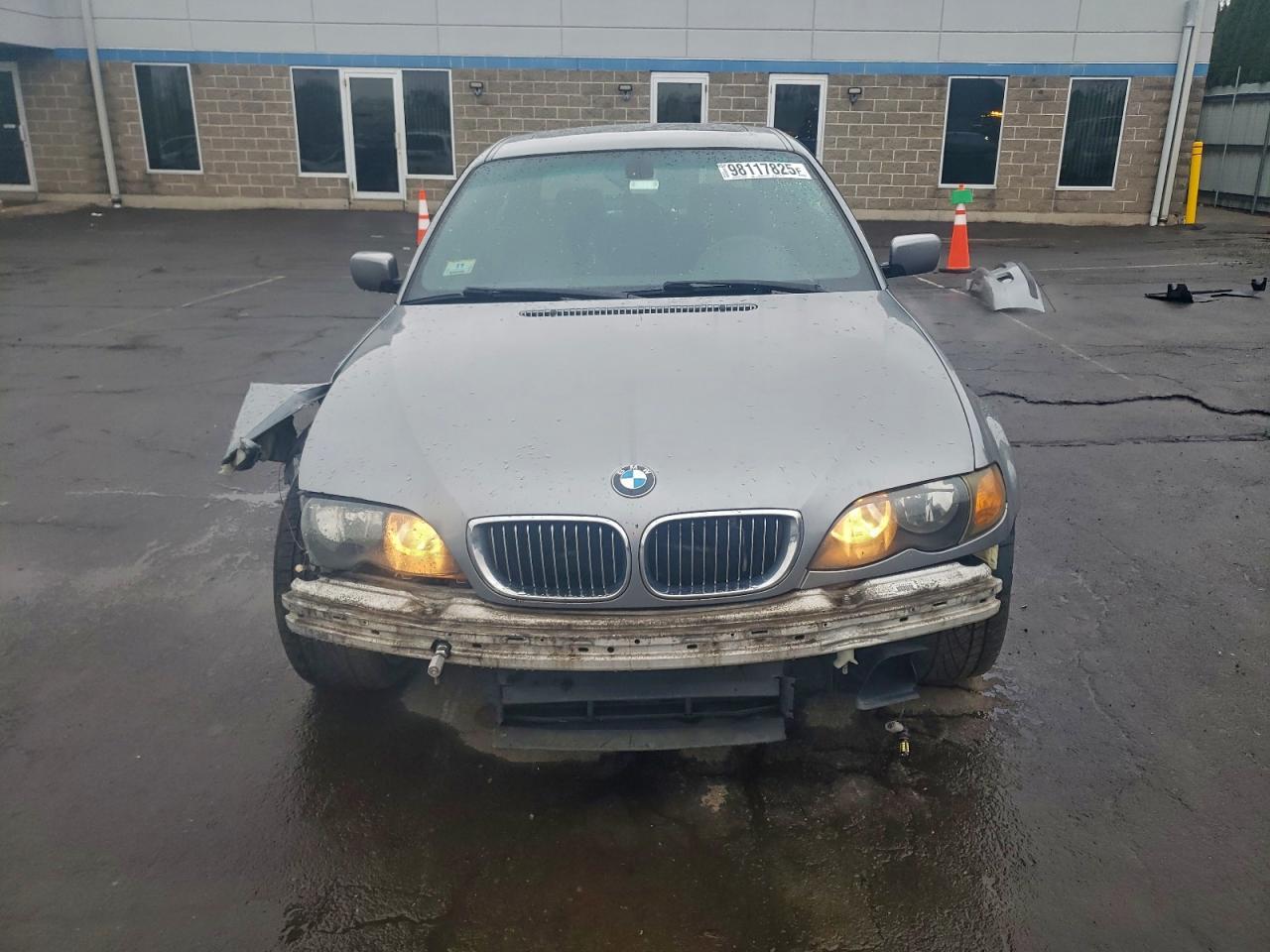 2004 BMW 3 SERIES