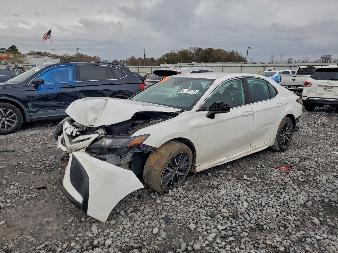 2021 TOYOTA CAMRY