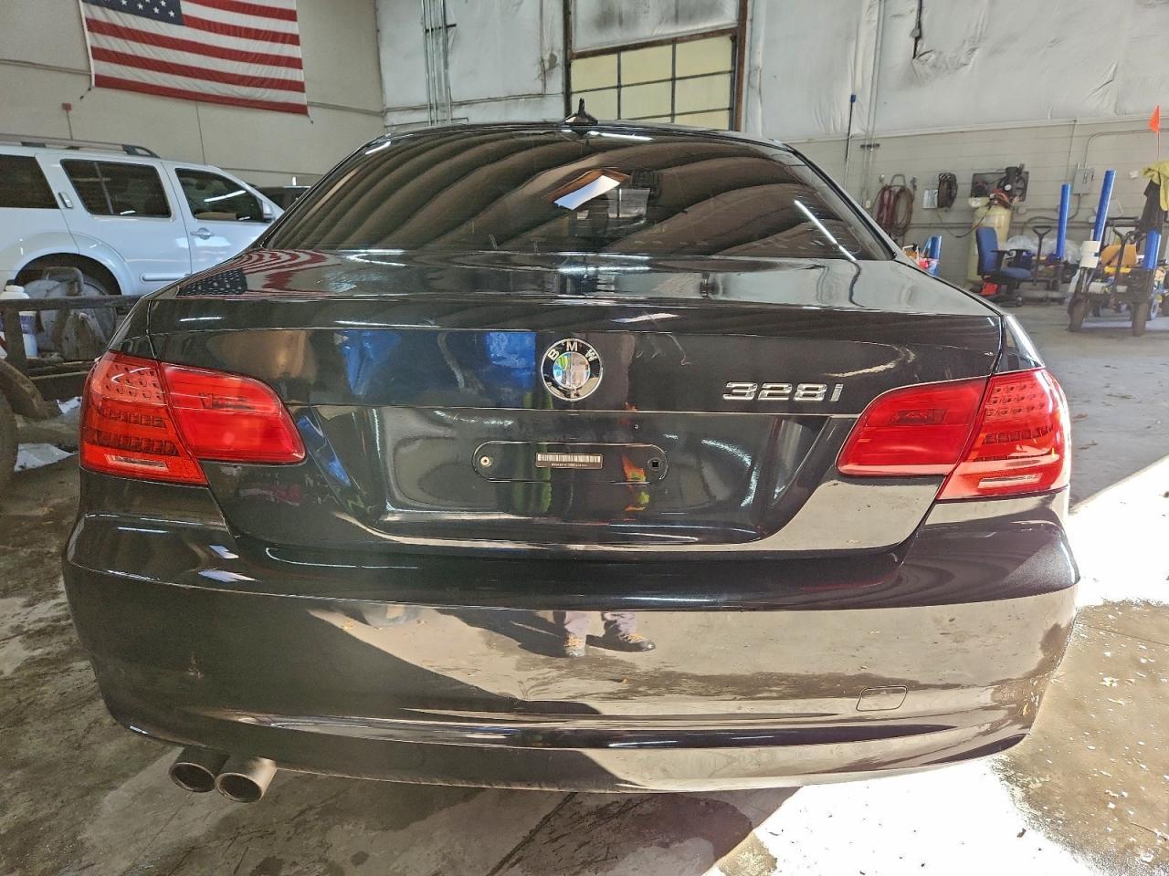 2011 BMW 3 SERIES