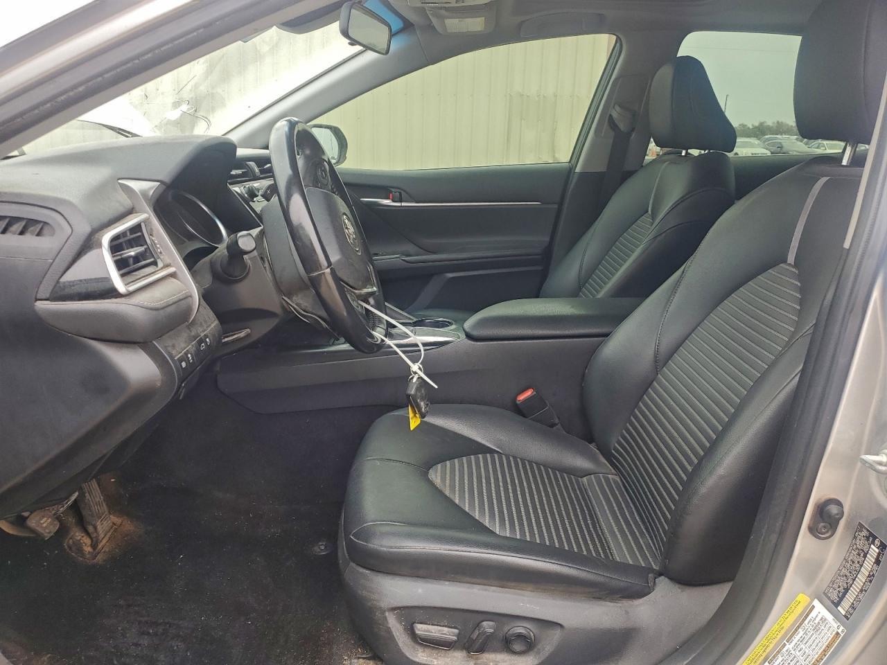 2018 TOYOTA CAMRY