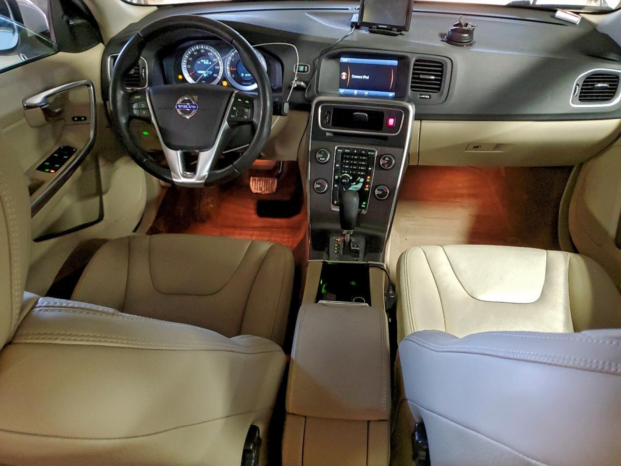 2012 VOLVO S60