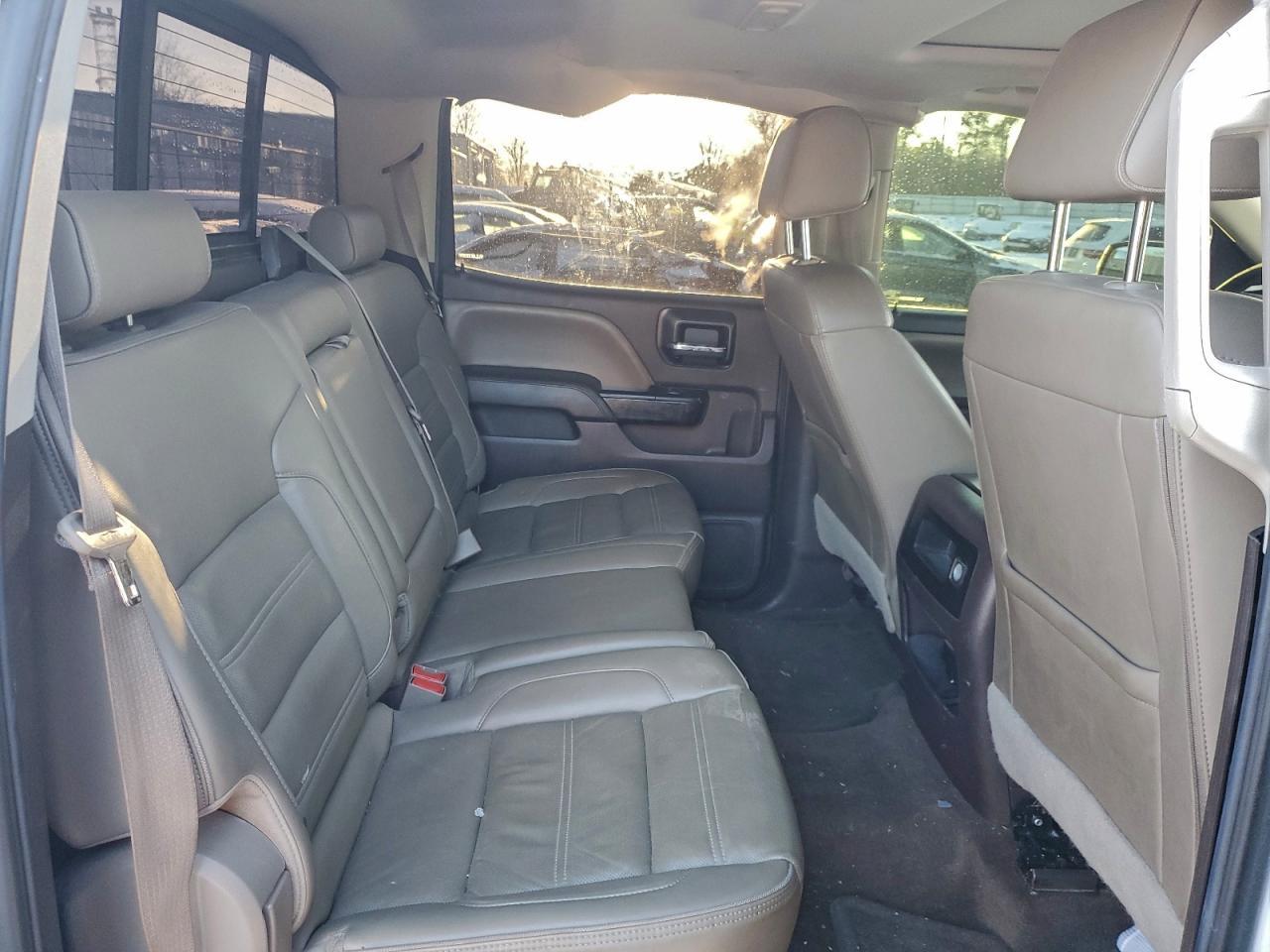 2016 GMC Sierra
