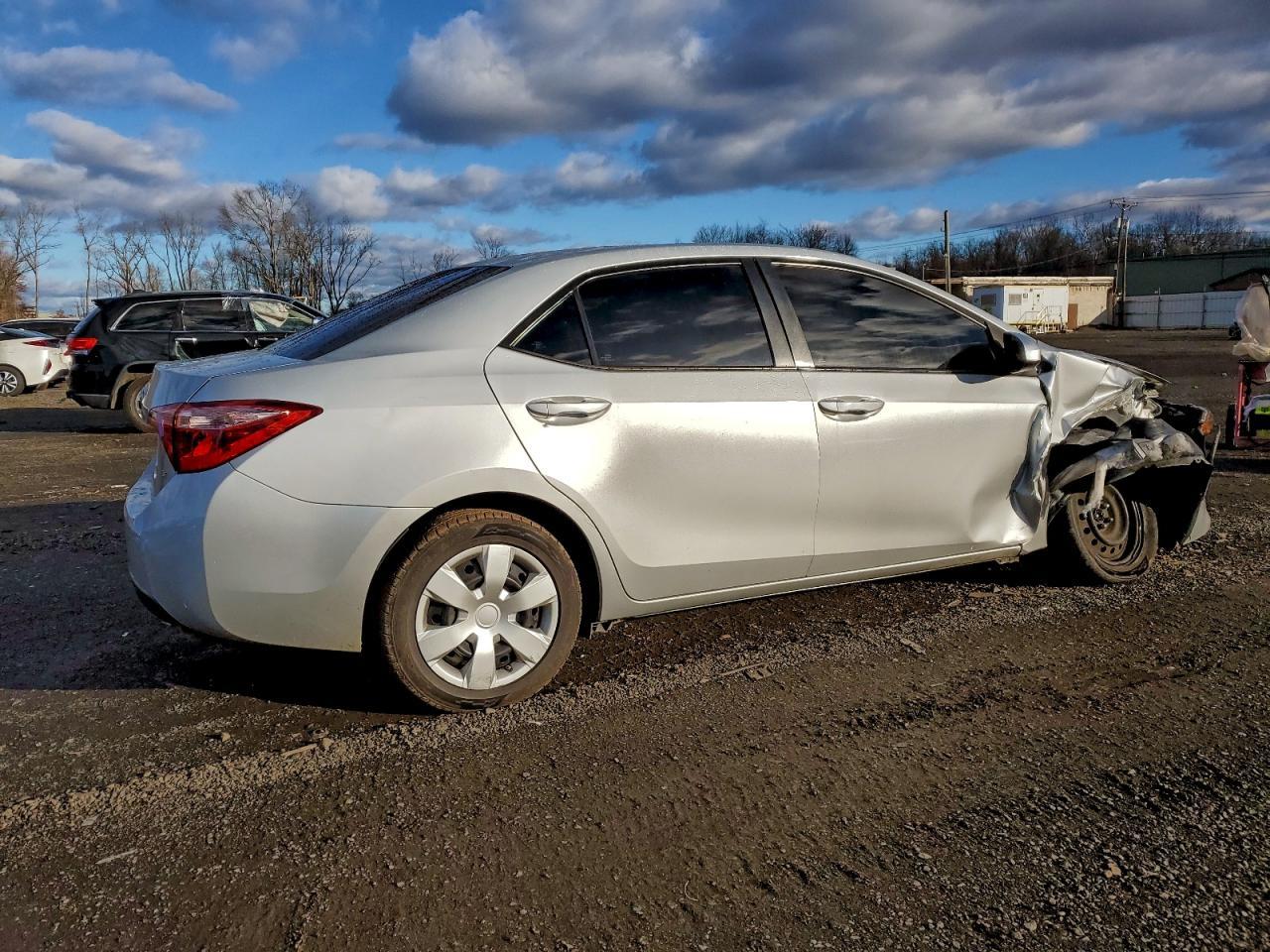 2018 TOYOTA COROLLA
