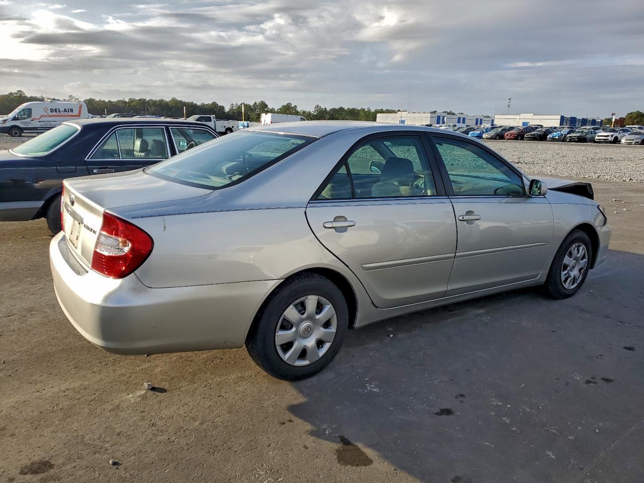 2002 TOYOTA CAMRY
