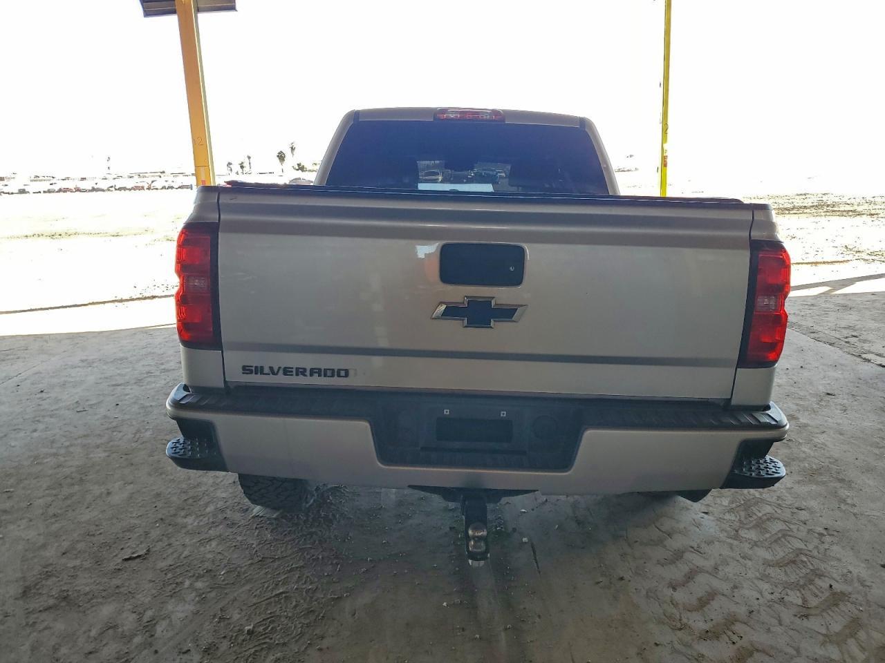 2018 CHEVROLET Silverado