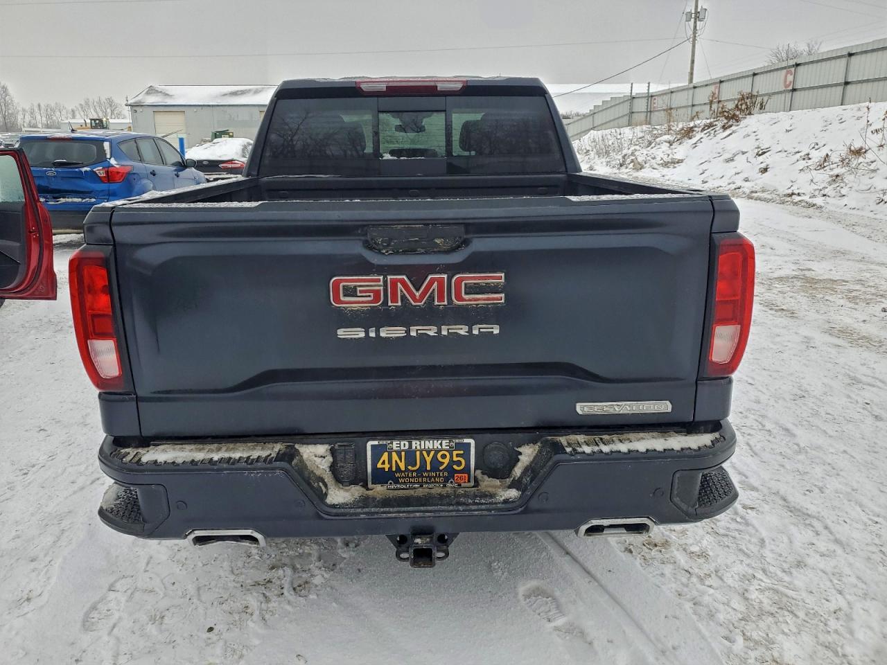 2025 GMC Sierra