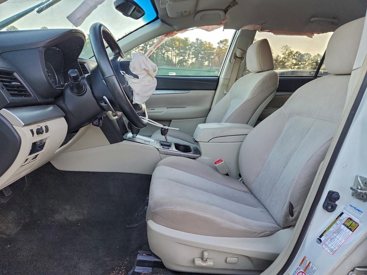2014 SUBARU Outback