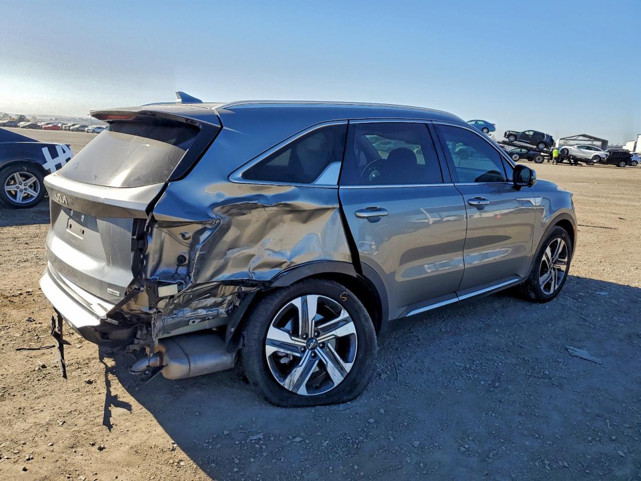 2023 KIA SORENTO