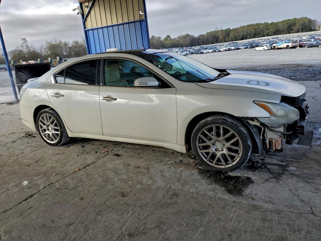 2013 NISSAN Maxima