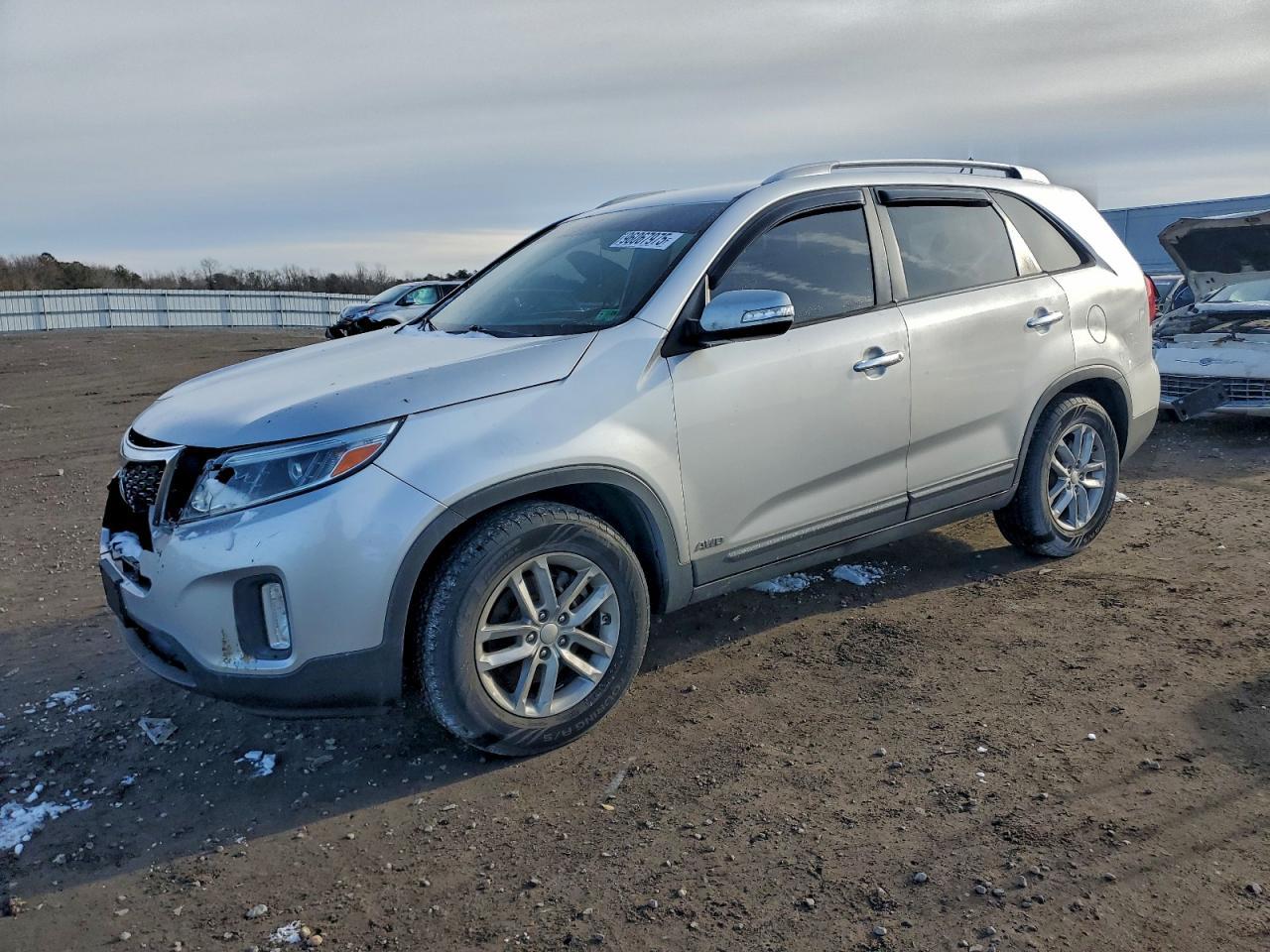 2015 KIA SORENTO