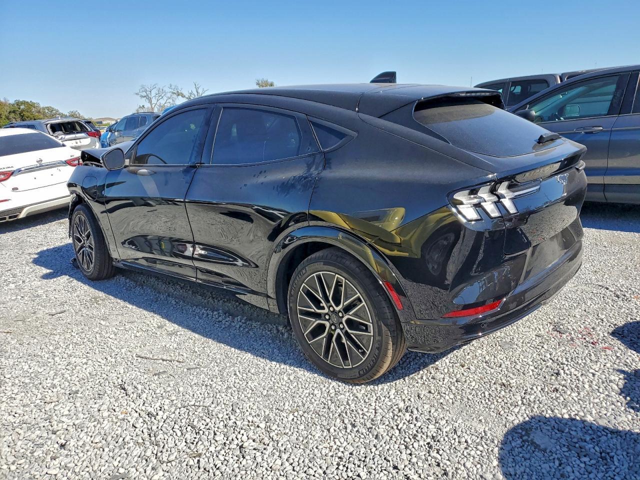 2024 FORD Mustang Mach-E