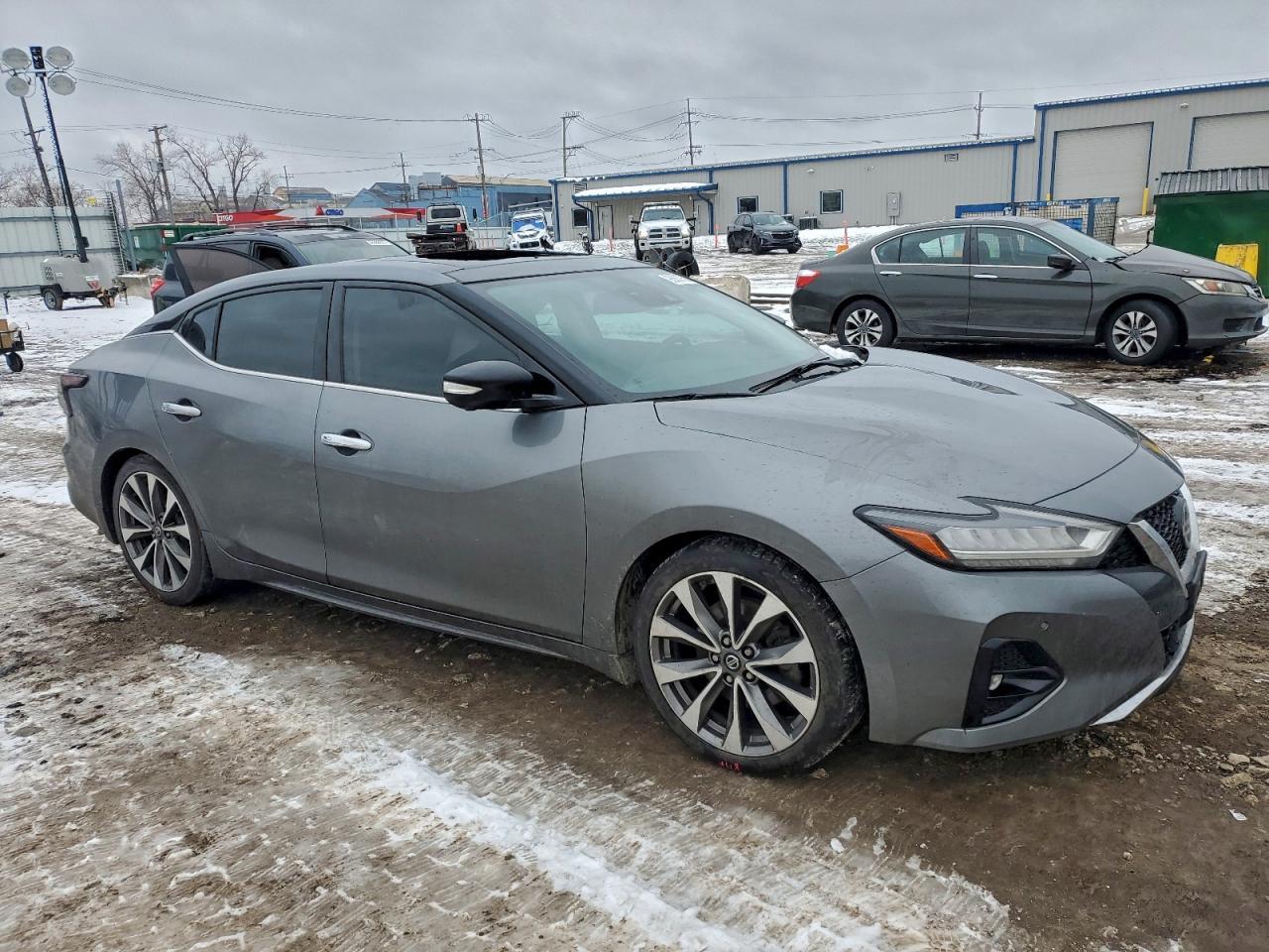 2021 NISSAN Maxima