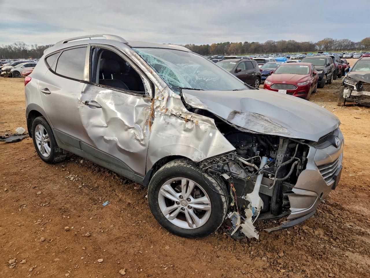 2010 HYUNDAI TUCSON
