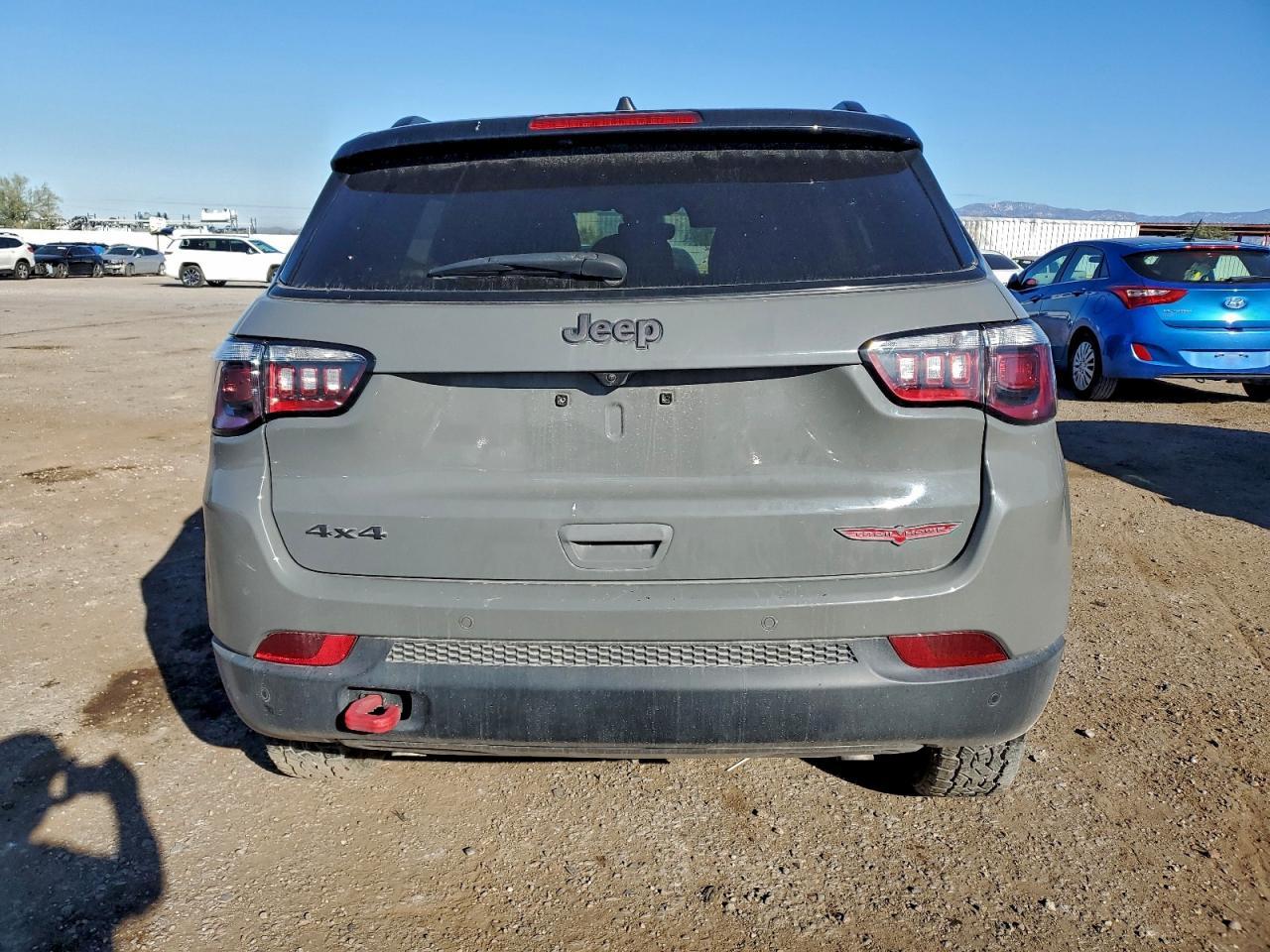 2023 JEEP Compass