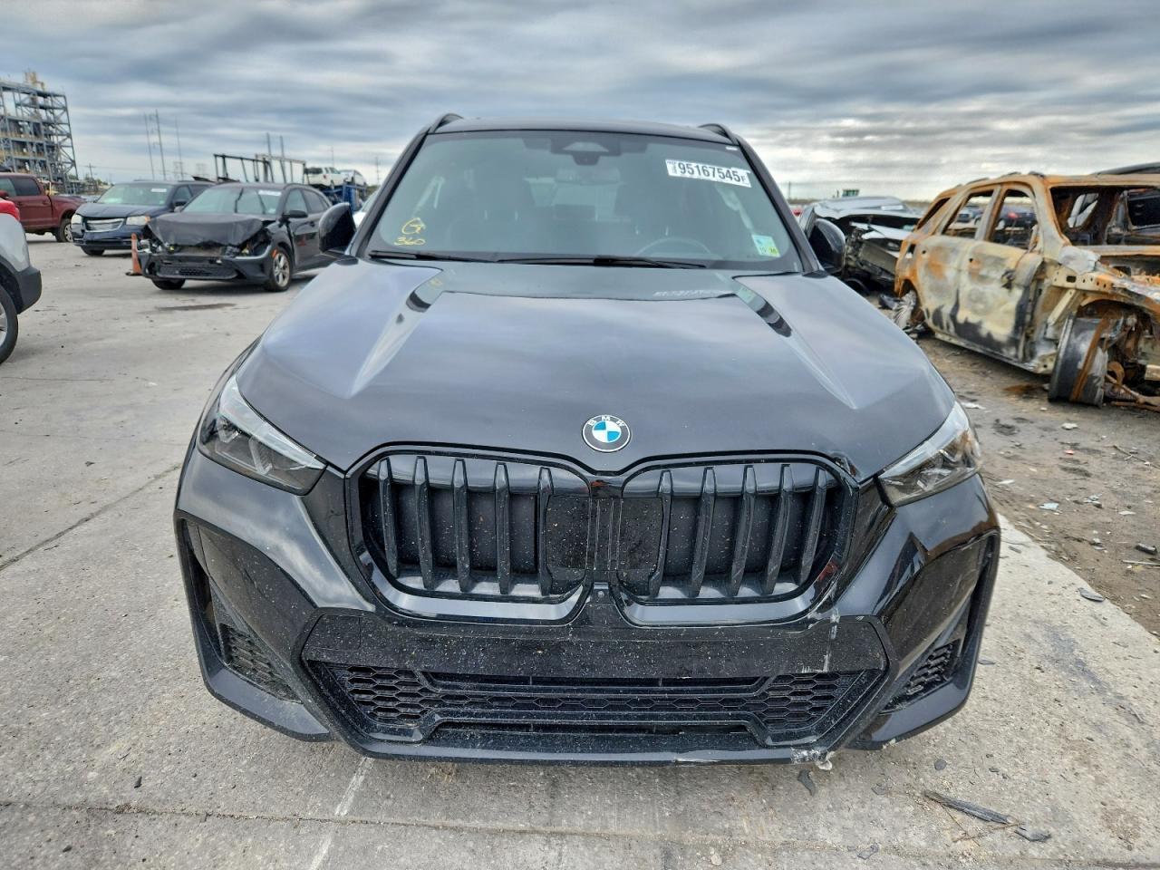 2025 BMW X1