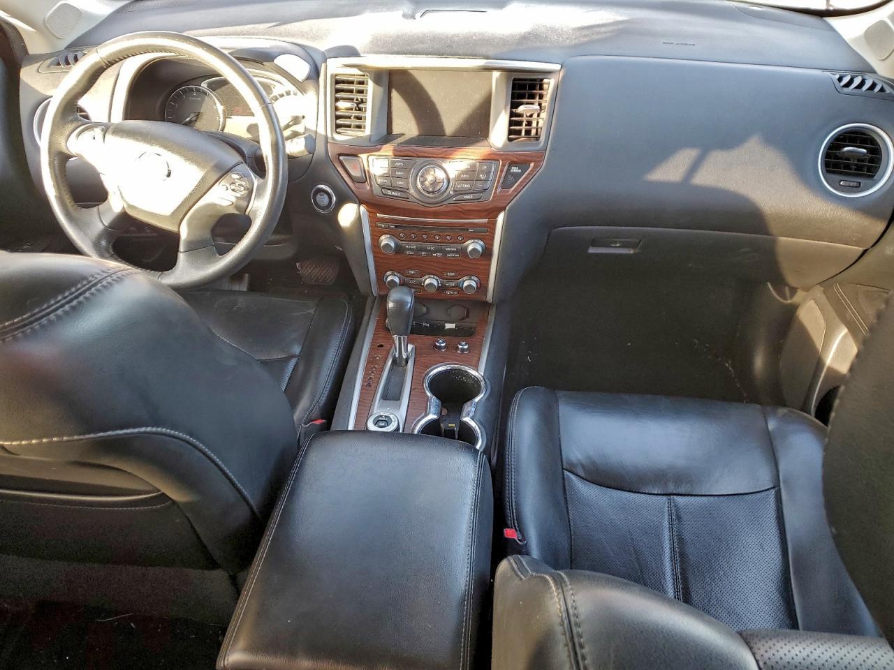 2017 NISSAN PATHFINDER