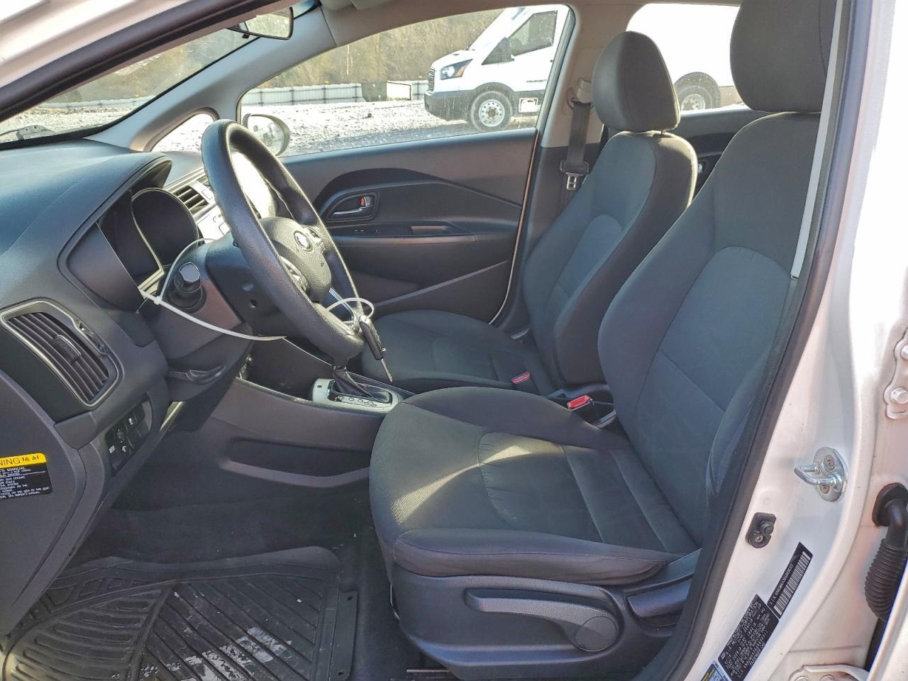 2016 KIA RIO