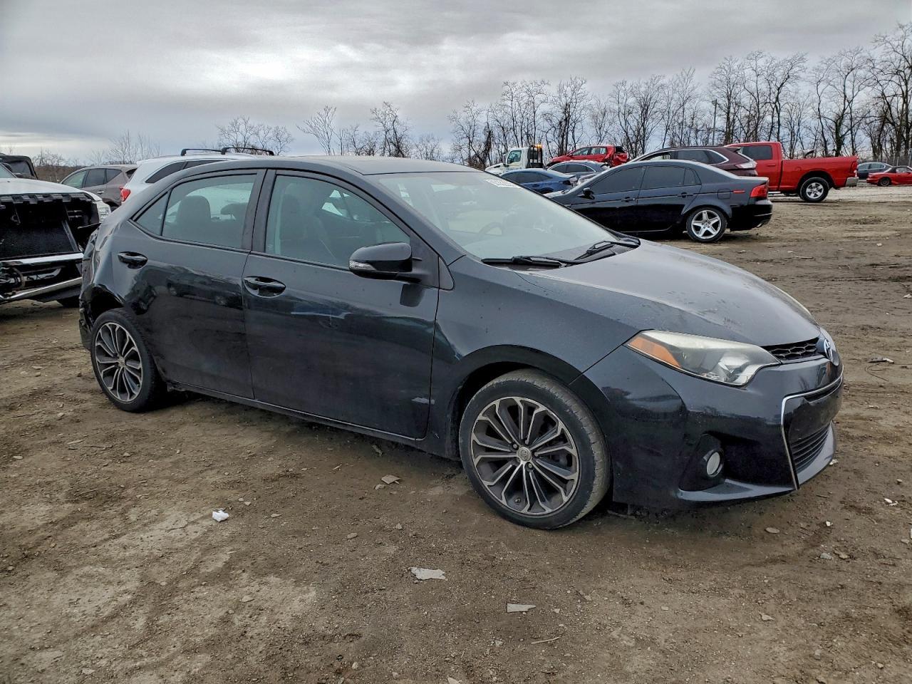 2016 TOYOTA COROLLA