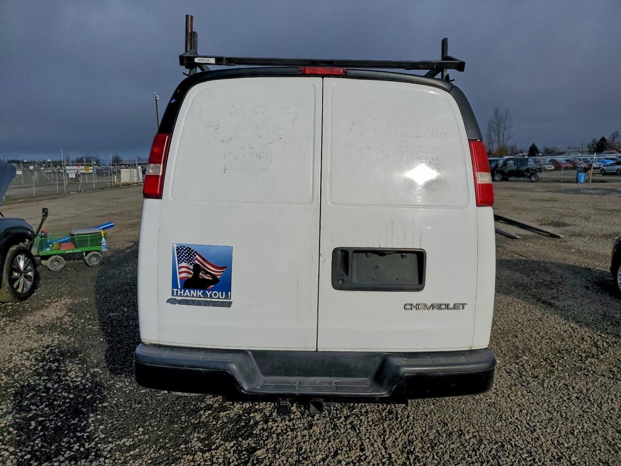 2005 CHEVROLET Express 3500
